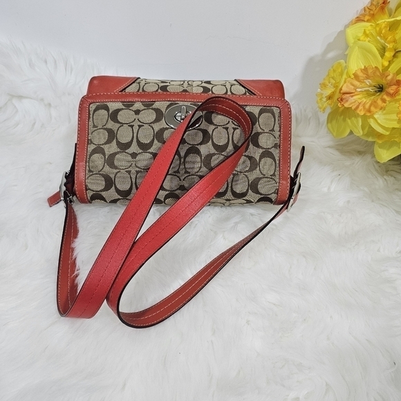 Coach crossbody red/tan - Picture 8 of 15
